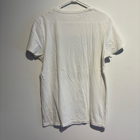 White AVOID Graphic T-Shirt Men’s Medium Mountain Landscape Blue Rock Streetwear - Picture 5 of 6